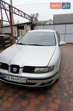 Хэтчбек SEAT Leon 2000 в Заречанах