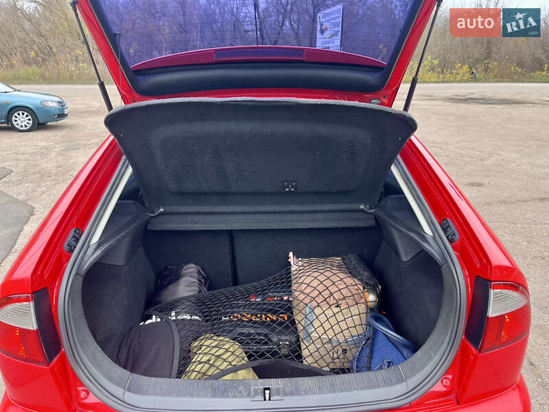 Хетчбек SEAT Leon 2003 в Києві фото 14 Хетчбек SEAT Leon 2003 в Києві