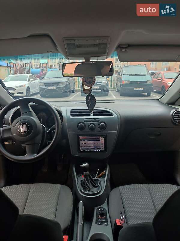 Хэтчбек SEAT Leon 2007 в Киеве