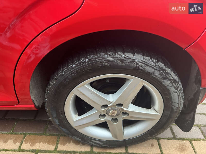 Хетчбек SEAT Leon 2011 в Михайлівці-Рубежівці фото 9 Хетчбек SEAT Leon 2011 в Михайлівці-Рубежівці