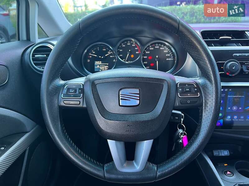 Хэтчбек SEAT Leon 2011 в Киеве фото 17 Хэтчбек SEAT Leon 2011 в Киеве