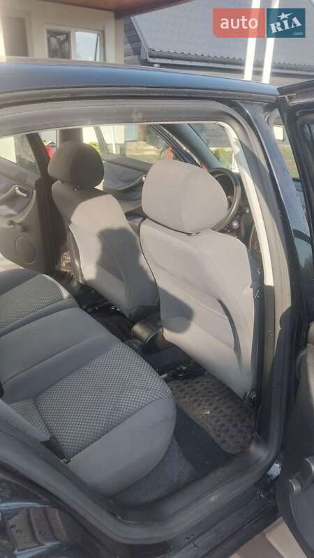 Хэтчбек SEAT Leon 2004 в Кагарлыке фото 18 Хэтчбек SEAT Leon 2004 в Кагарлыке