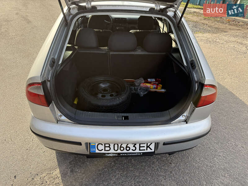 Хетчбек SEAT Leon 2003 в Чернігові фото 13 Хетчбек SEAT Leon 2003 в Чернігові