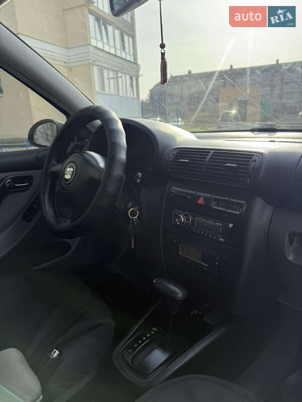 Хетчбек SEAT Leon 2003 в Чернігові фото 19 Хетчбек SEAT Leon 2003 в Чернігові