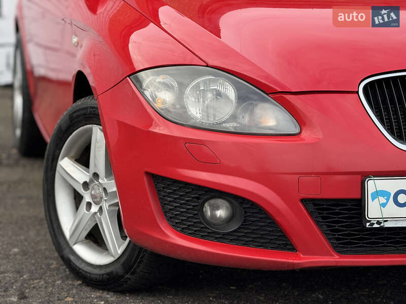 Хетчбек SEAT Leon 2011 в Києві фото 4 Хетчбек SEAT Leon 2011 в Києві