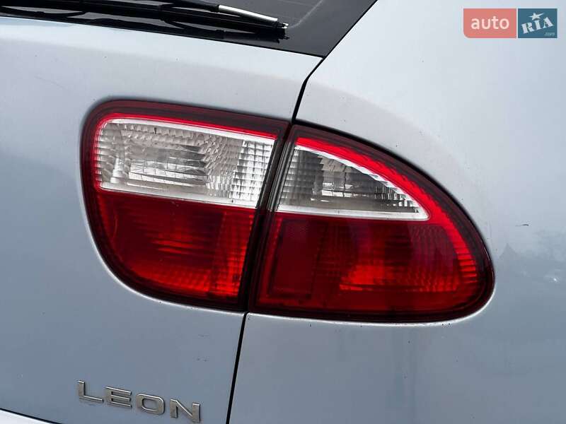 Хэтчбек SEAT Leon 2004 в Ахтырке фото 14 Хэтчбек SEAT Leon 2004 в Ахтырке