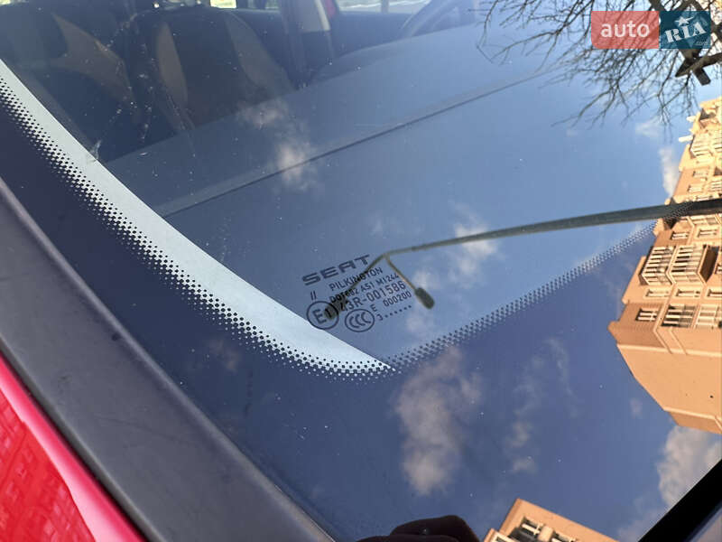 Хэтчбек SEAT Leon 2013 в Киеве фото 31 Хэтчбек SEAT Leon 2013 в Киеве