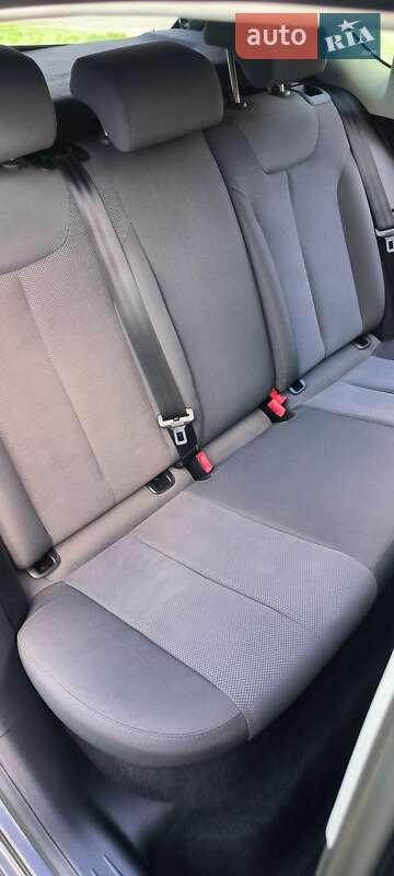 Хэтчбек SEAT Leon 2007 в Хырове