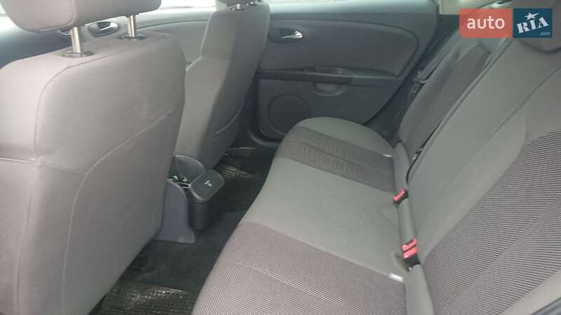 Хетчбек SEAT Leon 2008 в Черкасах