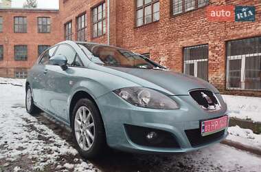 Хэтчбек SEAT Leon 2009 в Ровно