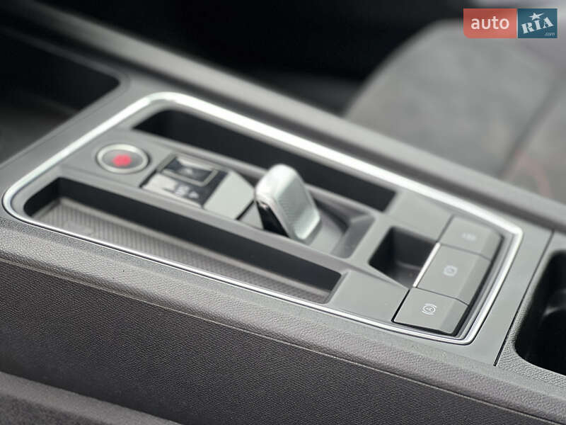 Хетчбек SEAT Leon 2020 в Стрию фото 35 Хетчбек SEAT Leon 2020 в Стрию