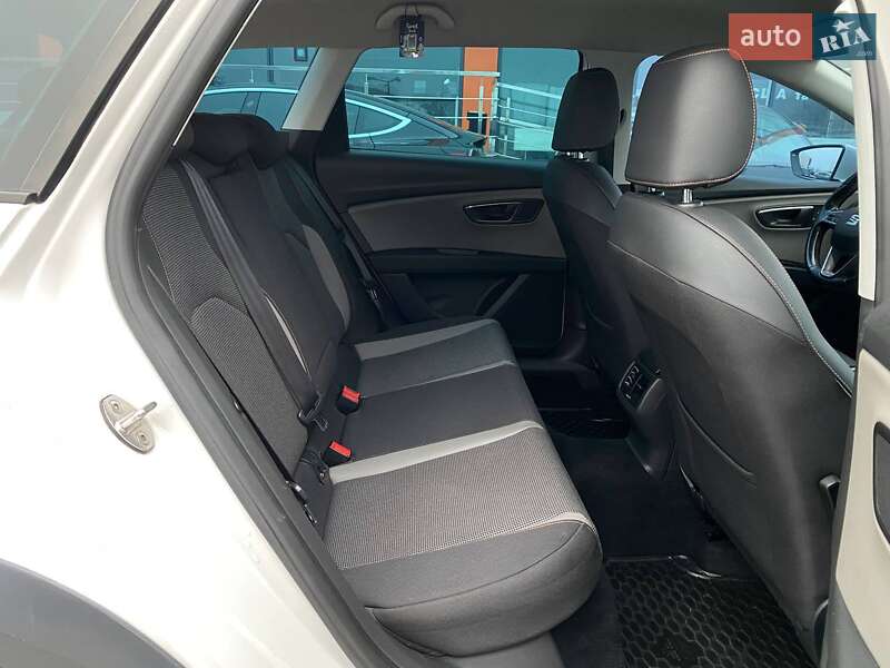 Универсал SEAT Leon 2016 в Львове фото 24 Универсал SEAT Leon 2016 в Львове