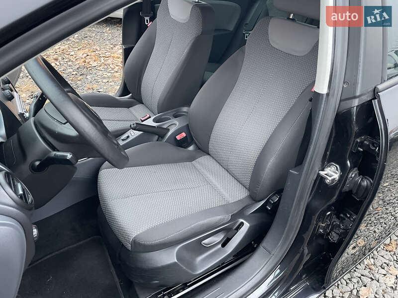 Хэтчбек SEAT Leon 2006 в Луцке фото 20 Хэтчбек SEAT Leon 2006 в Луцке