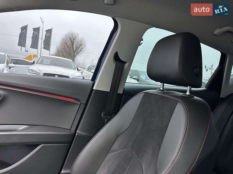 Хэтчбек SEAT Leon 2018 в Киеве фото 32 Хэтчбек SEAT Leon 2018 в Киеве