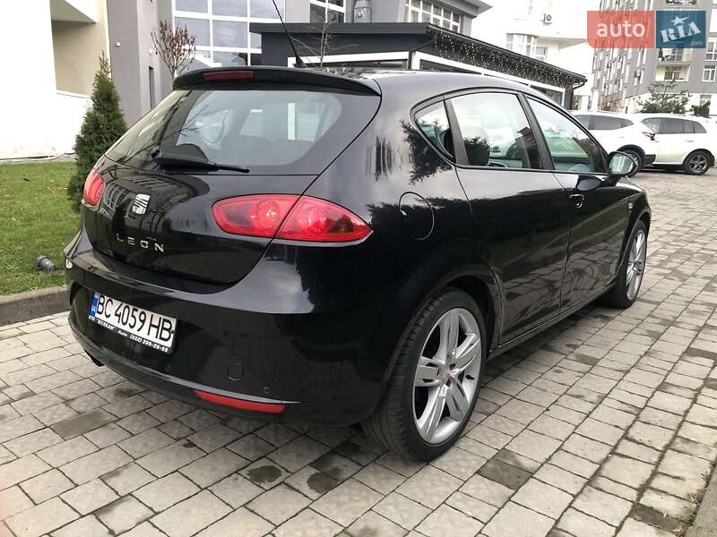 Хетчбек SEAT Leon 2010 в Львові
