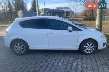 Хэтчбек SEAT Leon 2012 в Ивано-Франковске