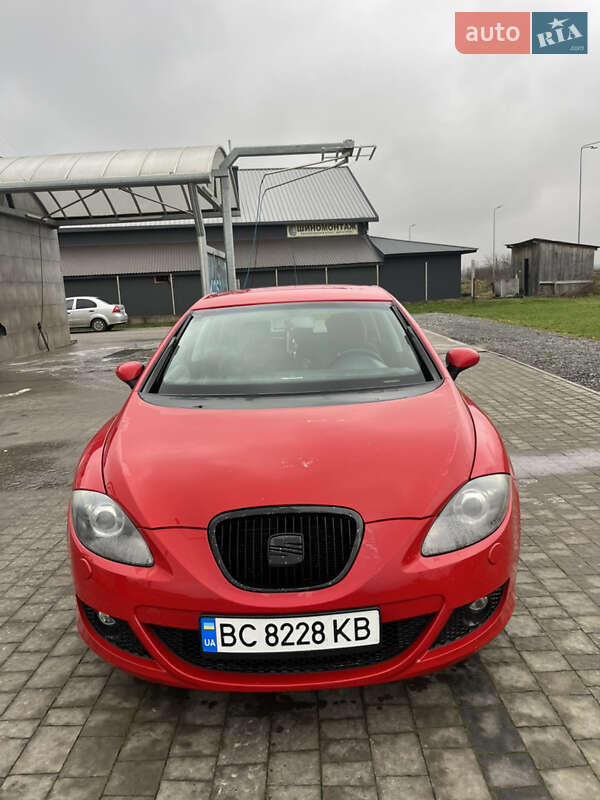 Хэтчбек SEAT Leon 2006 в Буске фото 4 Хэтчбек SEAT Leon 2006 в Буске