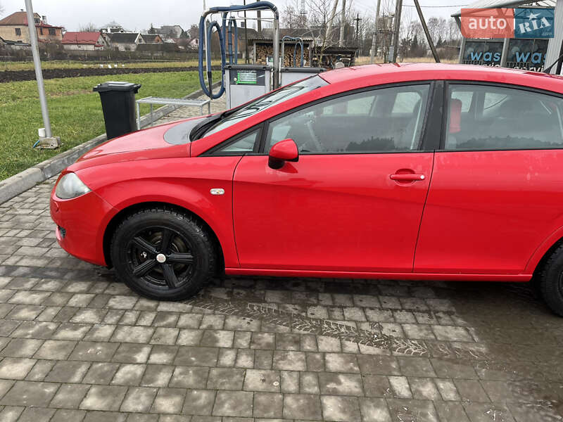 Хэтчбек SEAT Leon 2006 в Буске фото 7 Хэтчбек SEAT Leon 2006 в Буске