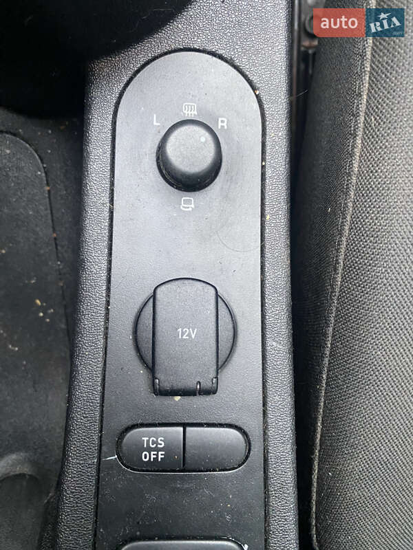 Хэтчбек SEAT Leon 2008 в Киеве