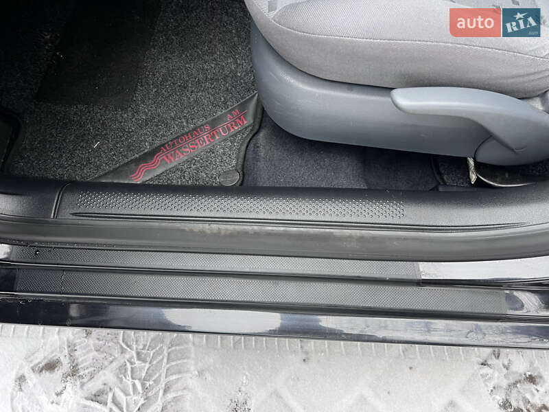 Хетчбек SEAT Leon 2001 в Львові