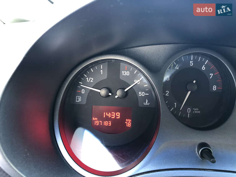 Хэтчбек SEAT Leon 2006 в Радивилове