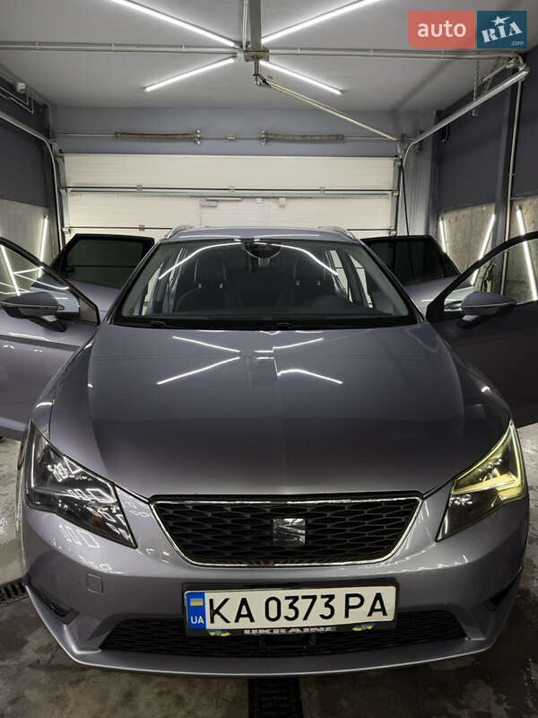 Универсал SEAT Leon 2016 в Киеве