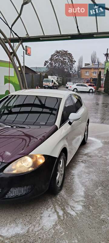 Хэтчбек SEAT Leon 2012 в Кропивницком