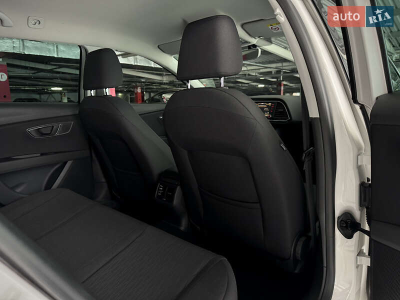 Универсал SEAT Leon 2016 в Киеве фото 44 Универсал SEAT Leon 2016 в Киеве