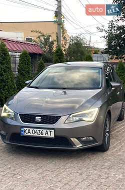 Хэтчбек SEAT Leon 2014 в Первомайске