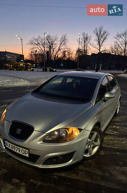 Хетчбек SEAT Leon 2010 в Києві