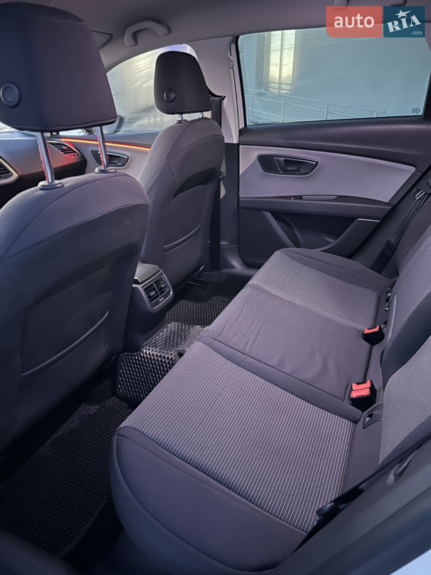 2017 SEAT Leon - мініатюра 18
