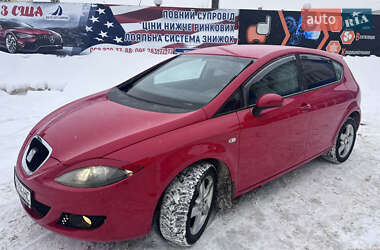Хэтчбек SEAT Leon 2008 в Житомире