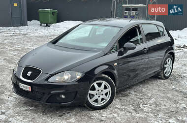 Хэтчбек SEAT Leon 2009 в Каменском