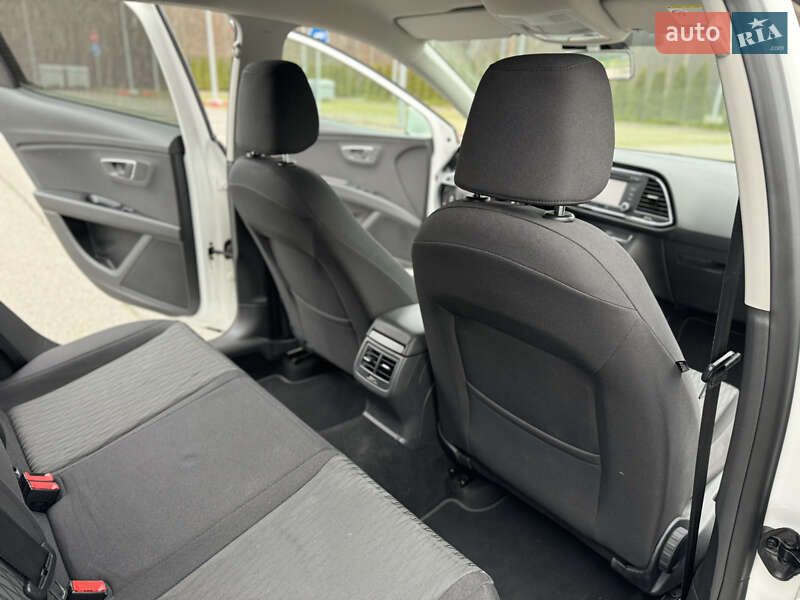 Хетчбек SEAT Leon 2013 в Харкові