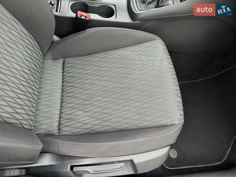 Хетчбек SEAT Leon 2013 в Харкові