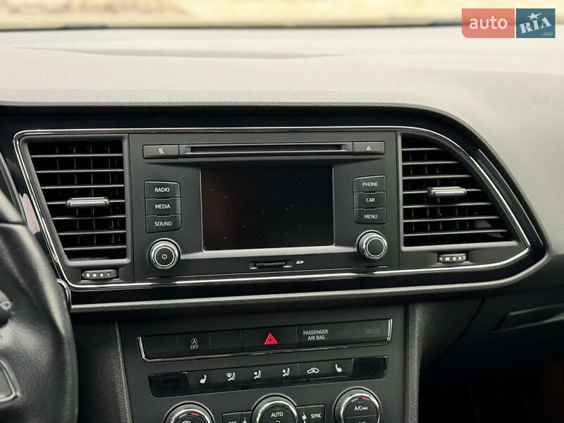 Хетчбек SEAT Leon 2013 в Харкові