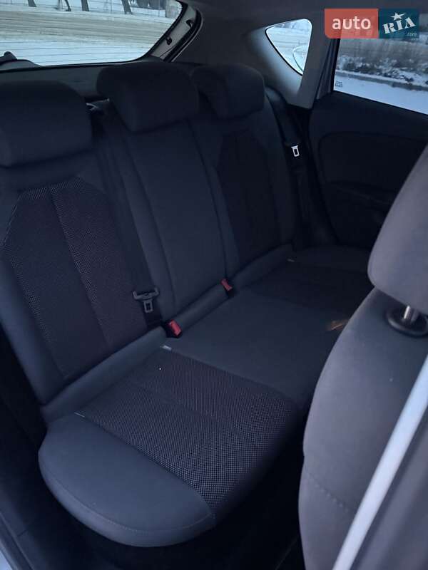 Хетчбек SEAT Leon 2007 в Глобиному фото 7 Хетчбек SEAT Leon 2007 в Глобиному