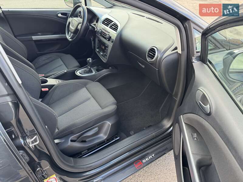 Хетчбек SEAT Leon 2010 в Луцьку фото 28 Хетчбек SEAT Leon 2010 в Луцьку