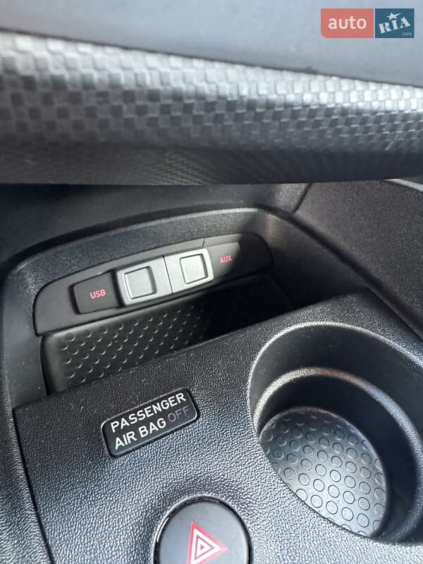 Хетчбек SEAT Leon 2010 в Луцьку фото 46 Хетчбек SEAT Leon 2010 в Луцьку