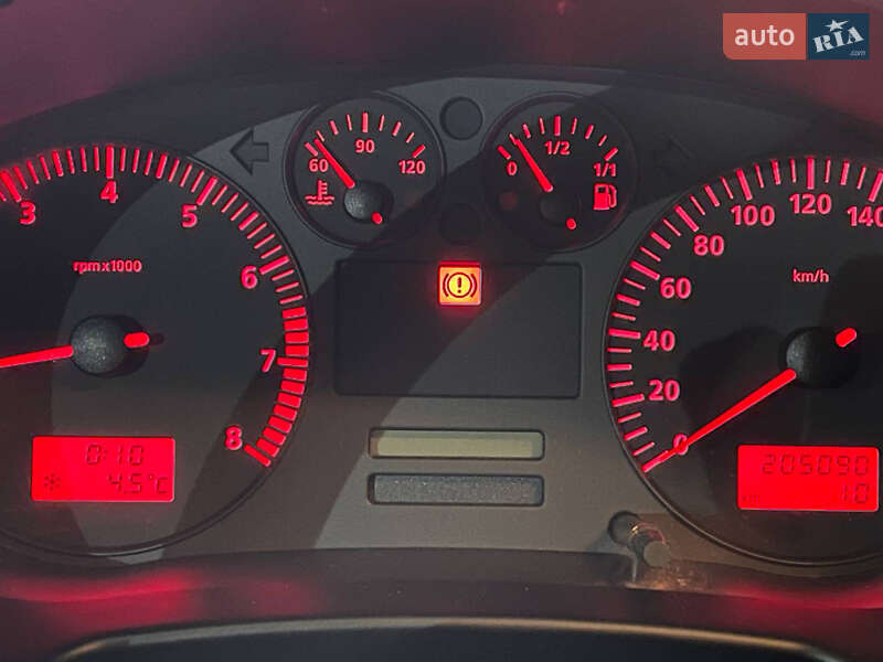 Хетчбек SEAT Leon 2000 в Дніпрі