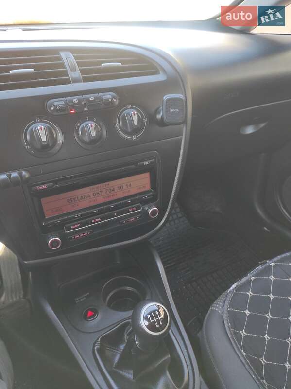 Хетчбек SEAT Leon 2011 в Дрогобичі