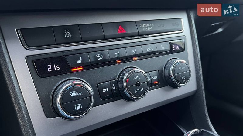 Универсал SEAT Leon 2019 в Киеве фото 22 Универсал SEAT Leon 2019 в Киеве