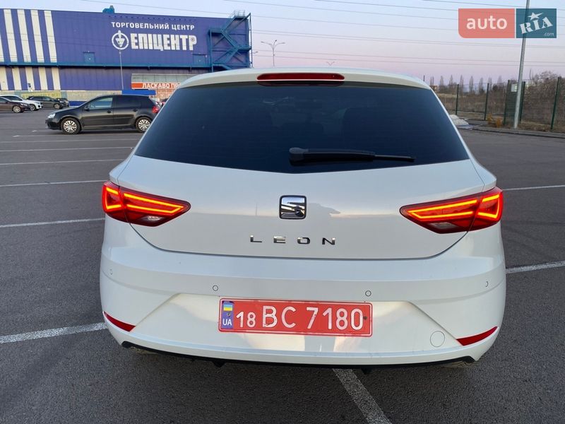 Хэтчбек SEAT Leon 2018 в Ровно
