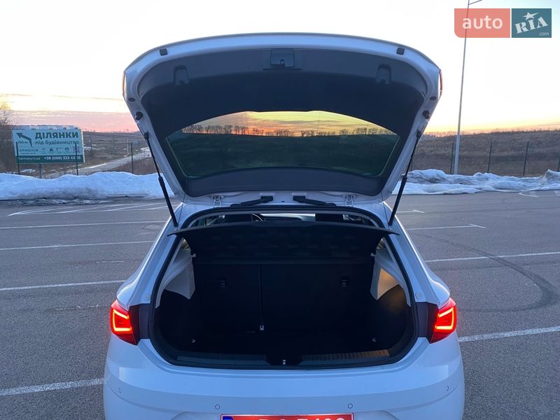 Хэтчбек SEAT Leon 2018 в Ровно