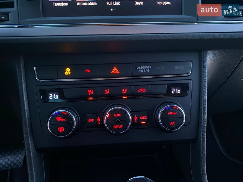 Хэтчбек SEAT Leon 2018 в Ровно