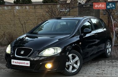 Хэтчбек SEAT Leon 2010 в Белогородке