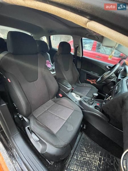 Хэтчбек SEAT Leon 2007 в Харькове