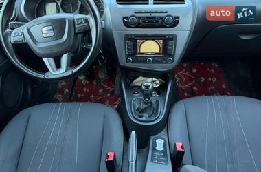 Хэтчбек SEAT Leon 2011 в Киеве