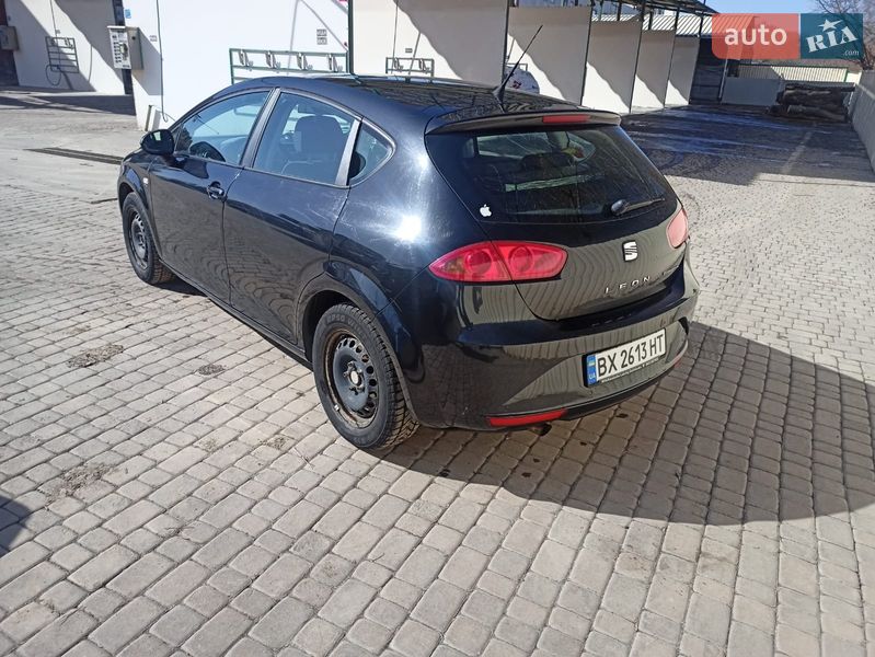 Хэтчбек SEAT Leon 2011 в Хмельницком