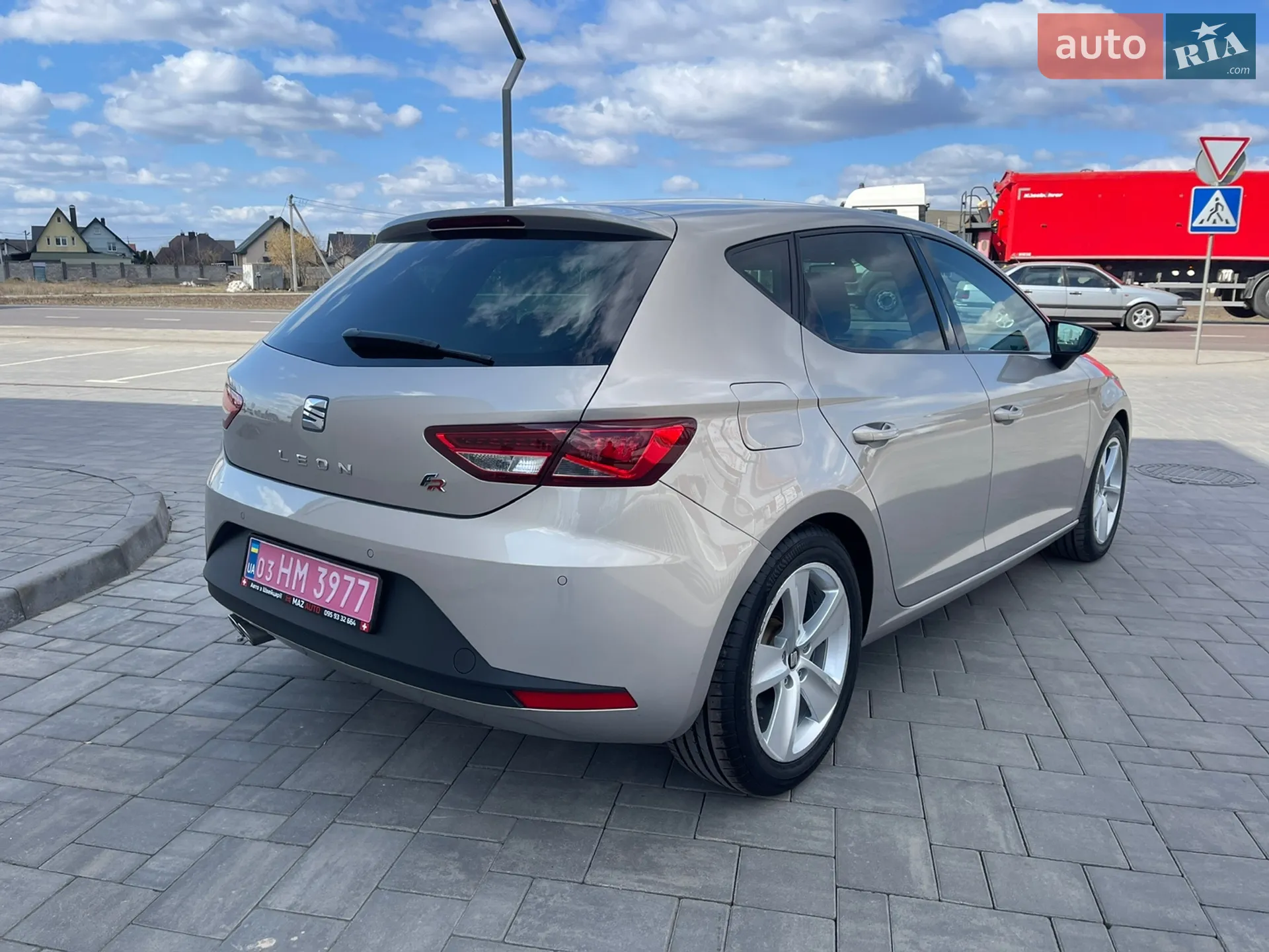 2014 SEAT Leon - мініатюра 3